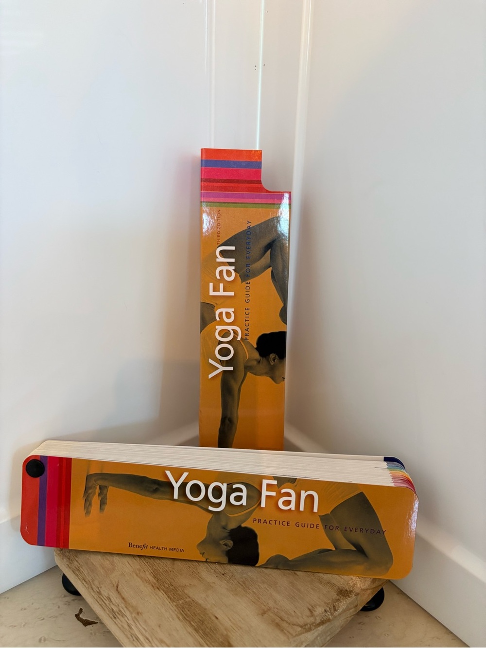 Yoga Fan: Practice Guide for Everyday